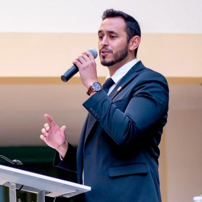 Luis Guillermo, 31