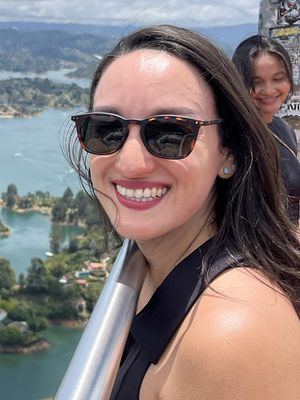 Paulette, 35