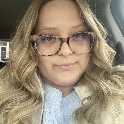 Bridget, 27