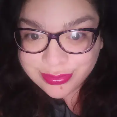 Cynthia, 35