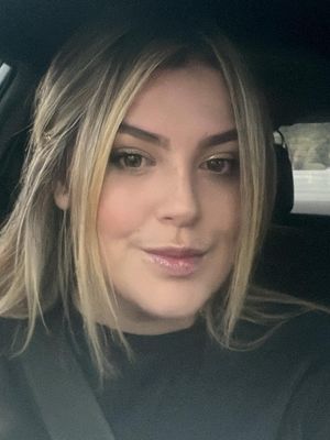 Estefany, 30