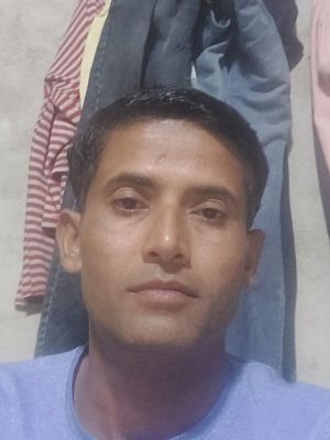Nik, 34