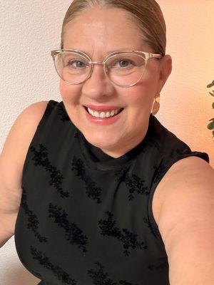 Magally, 60