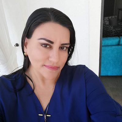 Ana Lucia, 52