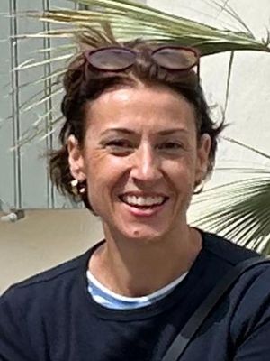 Ana, 53