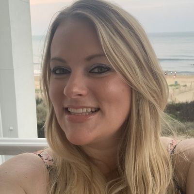 Christy, 38
