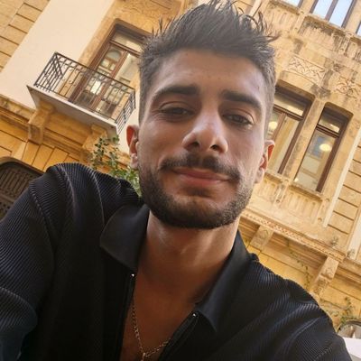 Amir, 34