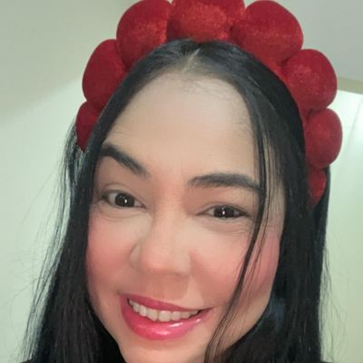 Emily, 36