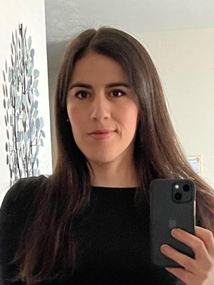 Raquel, 38