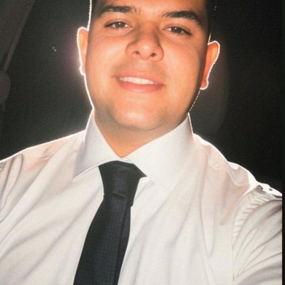 Gerardo, 31