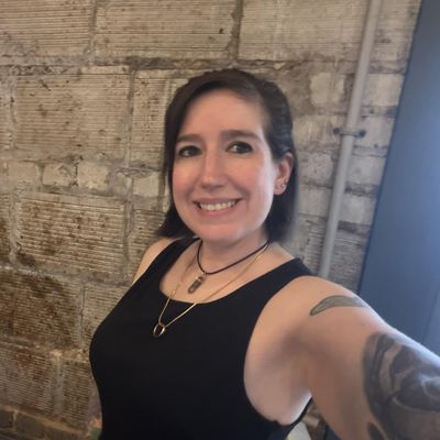 Tessa, 38