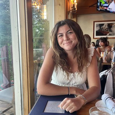 Ali, 24