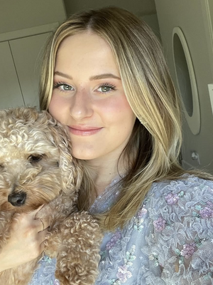 Mary, 43