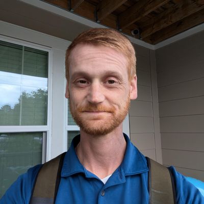 Dan, 38
