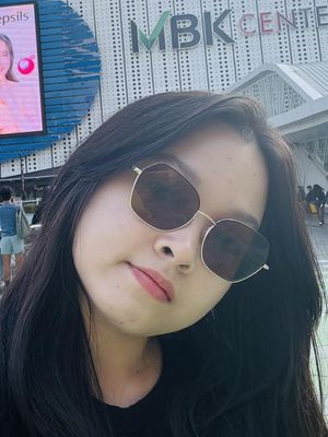 Jen, 31