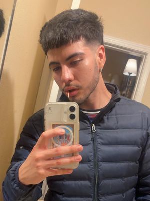 Emmanuel, 27