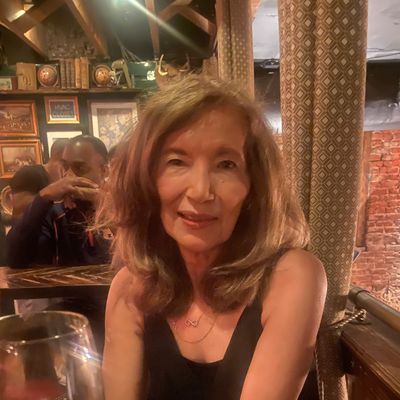 Elena, 68
