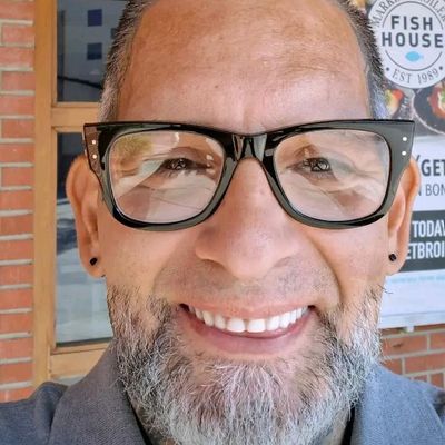 Aj, 52