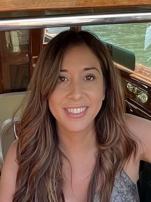 Alma, 43