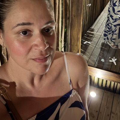 Vanessa, 42