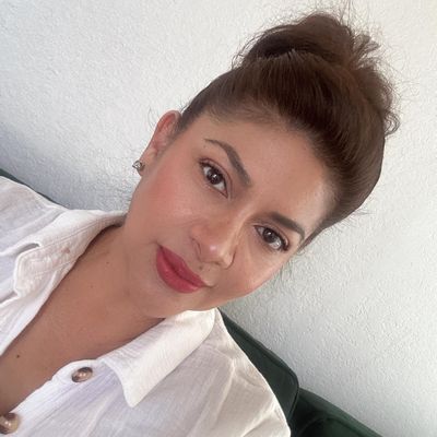 Zita, 49
