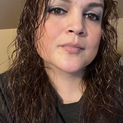 Angelica, 45