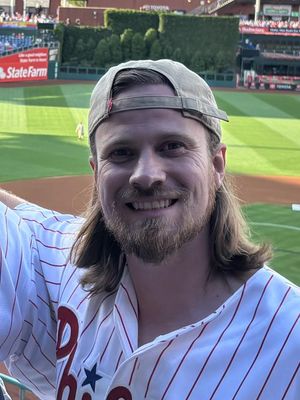 Joe, 32