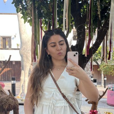 Becky, 25