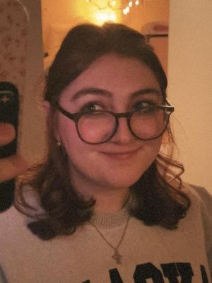 Ellie, 20