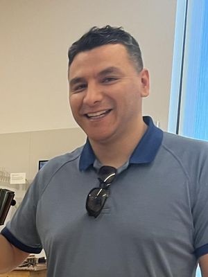 Luis, 46