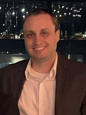 Daniel, 37