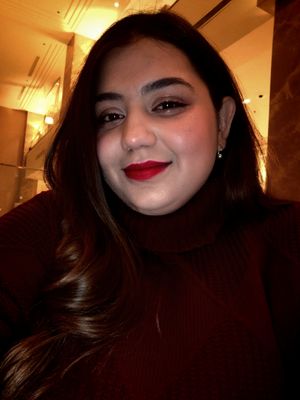 Karina, 32