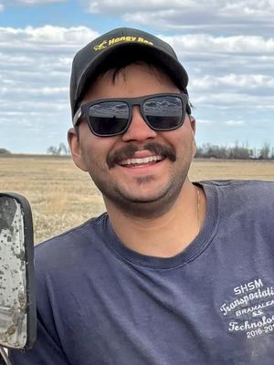 Xavier, 22