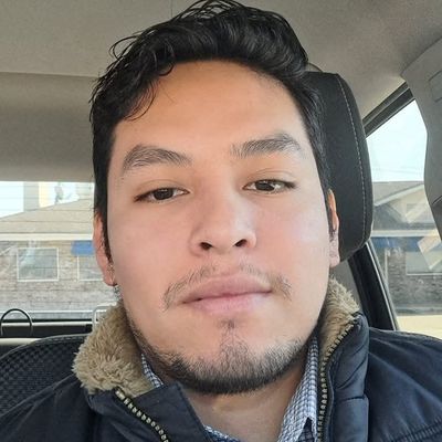 Daniel, 29
