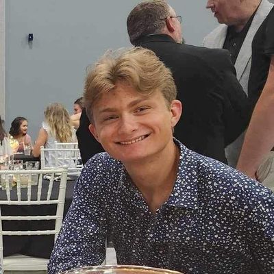 Kaden, 25