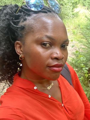 Sandra, 36