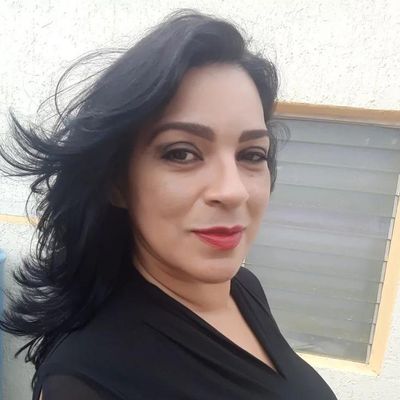 Alicia, 55