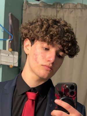 Alex, 19