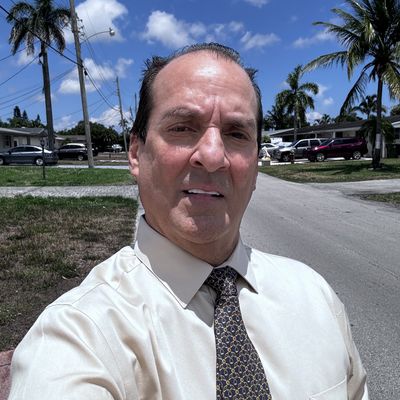 Jorge, 56
