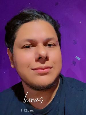 Daniel, 28