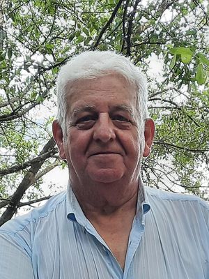 Daniel, 77