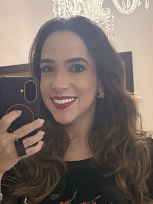 Nathalia, 37