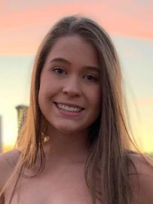 Ellie, 24