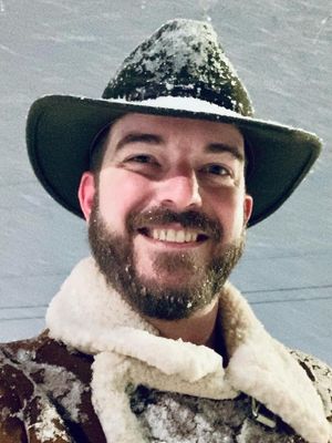 Charles, 40