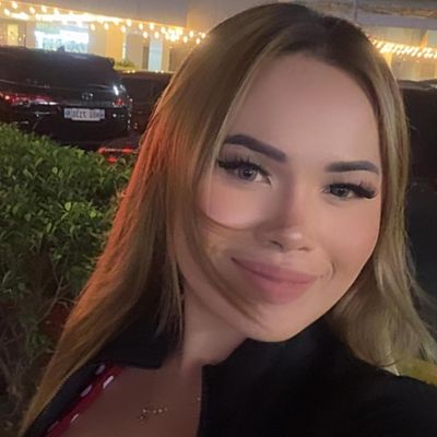 Kate, 30