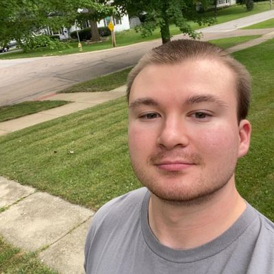 RJ, 21