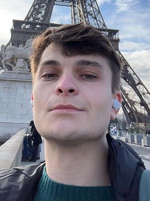 Jonathan, 26
