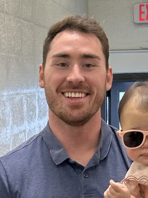 Jon, 25
