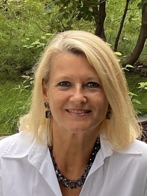 Elisabeth, 60