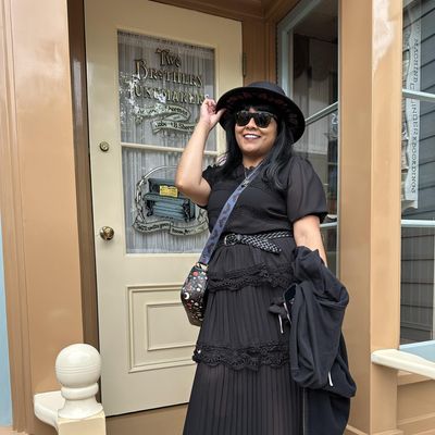 Sarah, 39